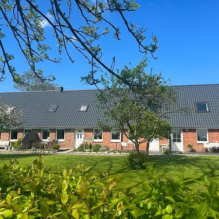 House Louise. Appartement Risum-Lindholm Buitenkant foto